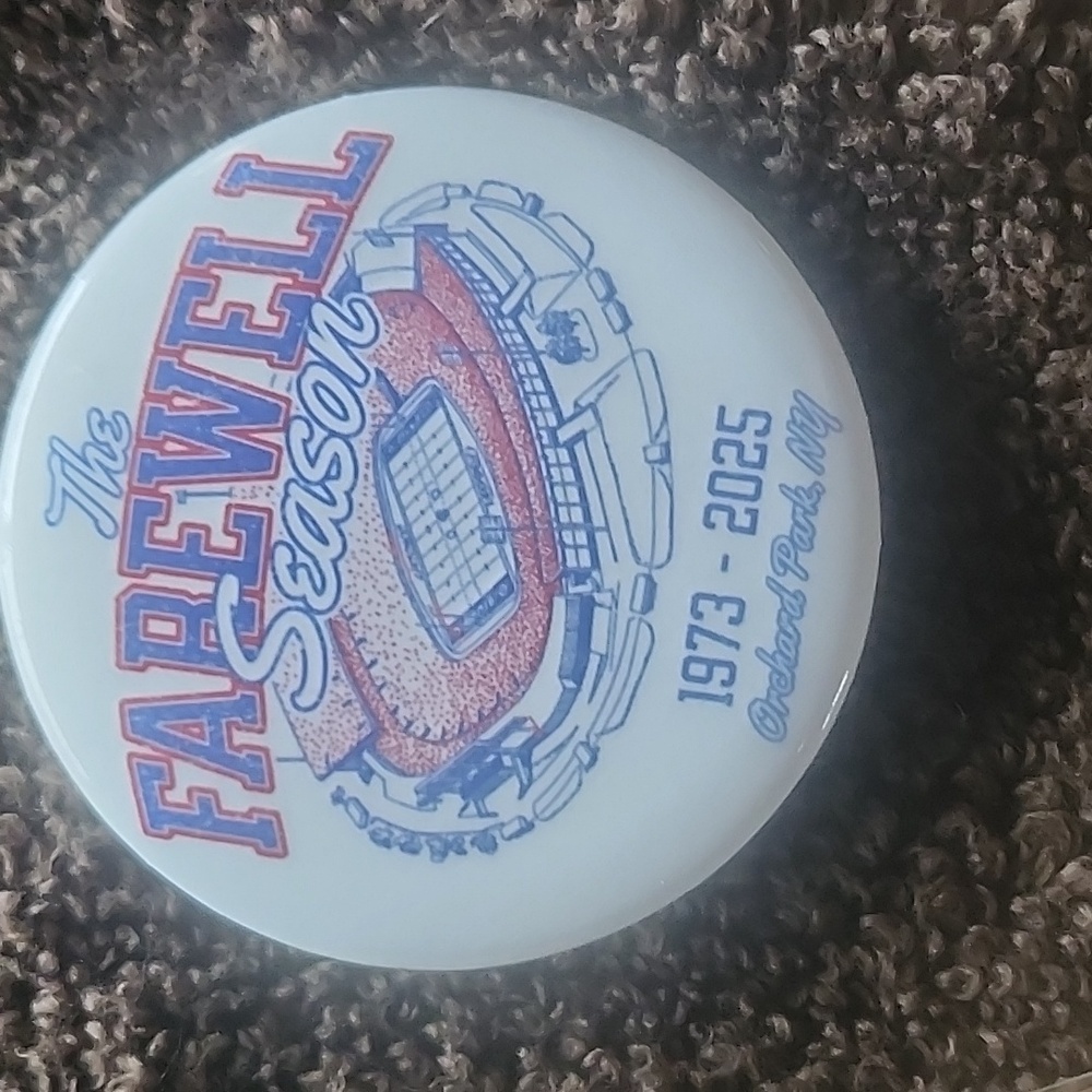 NEW Buffalo Bills Ornament, Bottle Opener & Earrings - Picture 4 of 8